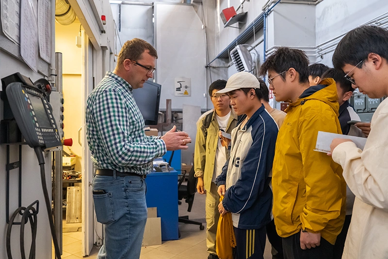 Studenci z Yanshan University (Chiny) w Łukasiewicz – GIT