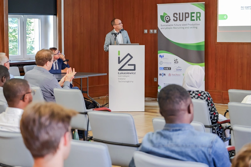 SUPER – RACE 2025 w Polsce