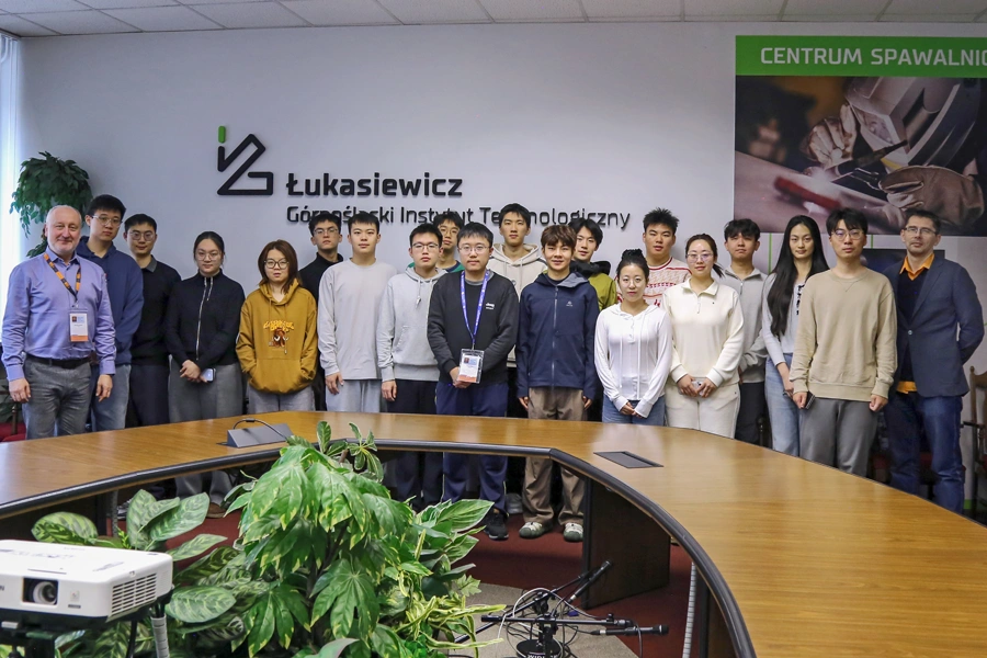 Studenci Yanshan University odwiedzili Łukasiewicz – GIT podczas Winter Camp