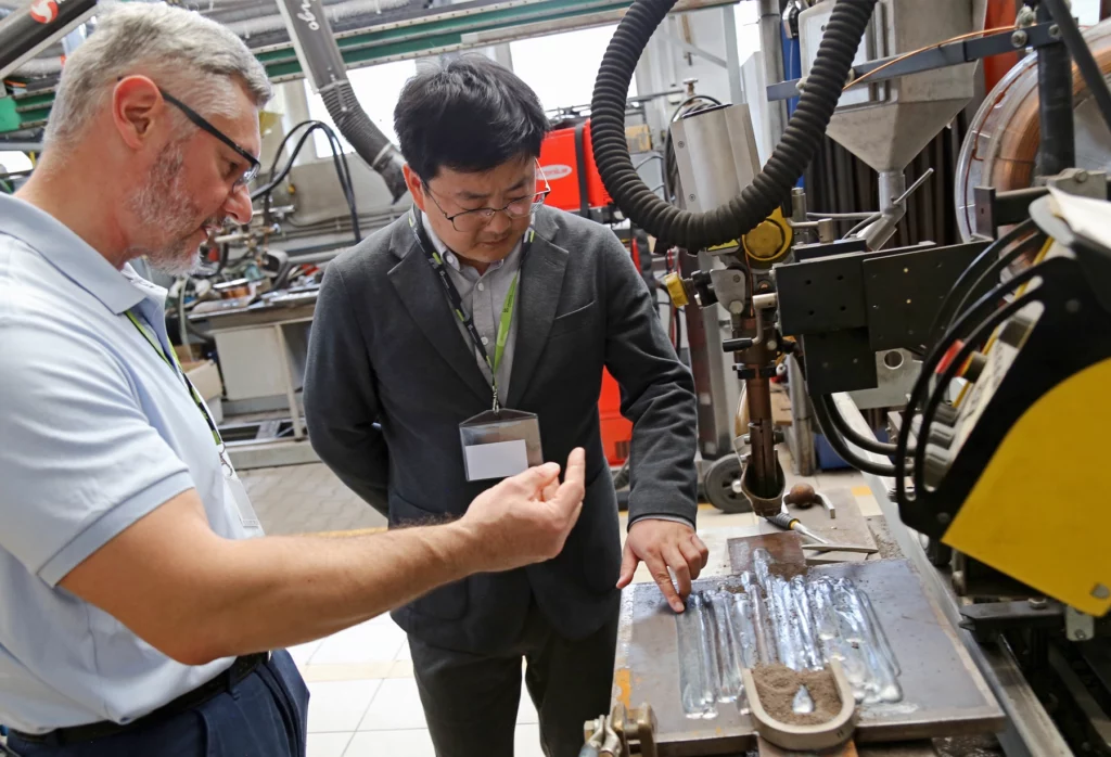 Professor Yujiao Ke visits Łukasiewicz – GIT