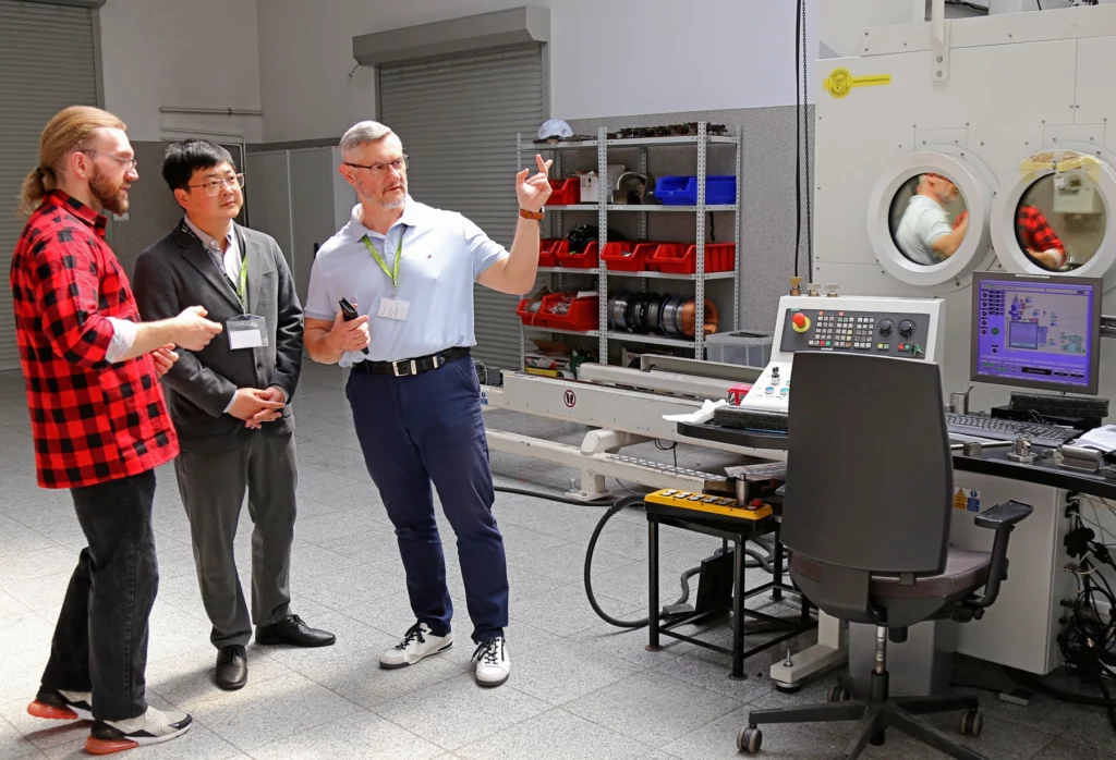 Professor Yujiao Ke visits Łukasiewicz – GIT
