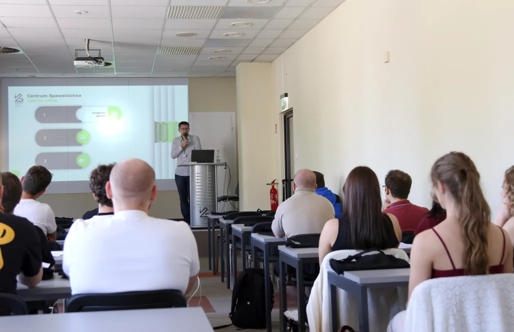 Students from technical universities visit Łukasiewicz – GIT