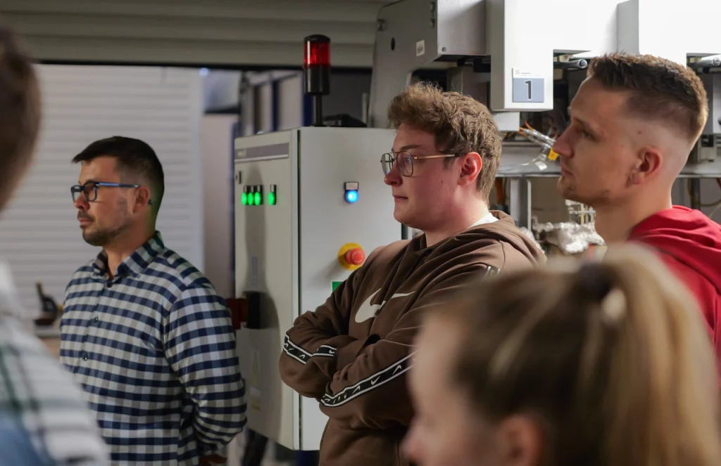 Students from technical universities visit Łukasiewicz – GIT