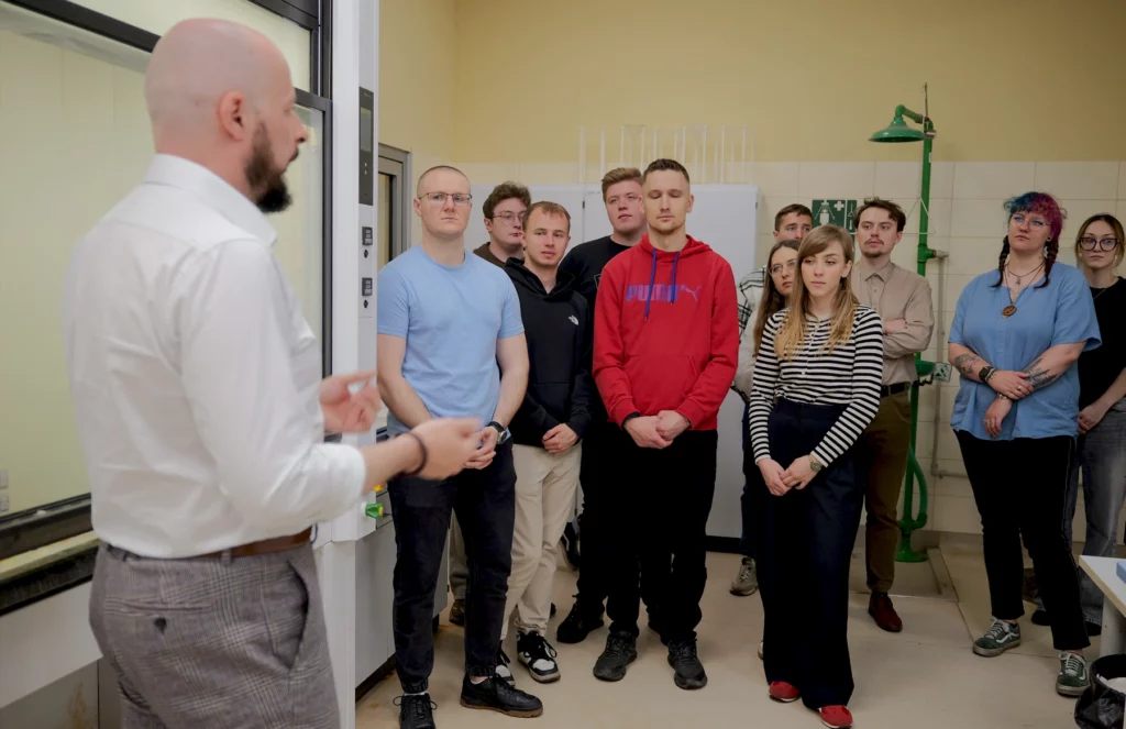 Students from technical universities visit Łukasiewicz – GIT