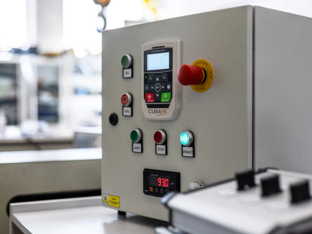 teaching station for research into synchronous generators